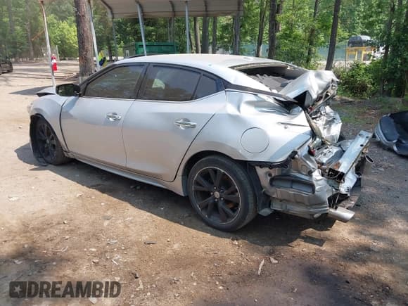 ✅ 2017 Nissan Maxima S • VIN: 1N4AA6AP8HC447319 • Lot: 42416897. Listed on IAAI with 99,544 mi. Free auction sales archive from the USA and detailed vehicle history report at DreamBid. Image 3.