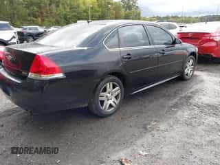 2015 Chevrolet Impala LT z VIN 2G1WB5E3XF1115439, wystawiony jako IAAI lot #43414645 z przebiegiem 220 302 mil mil oraz . Historia ofert i sprzedaży dostępna na DreamBid. Obrazek 4.