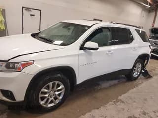 ✅ 2020 Chevrolet Traverse LT Cloth • VIN: 1GNEVGKW2LJ265946 • Лот: 43491514. Опубликован ранее на IAAI с пробегом 77 593 миль. Бесплатный доступ к архиву аукционных продаж из США и подробный отчёт об истории автомобиля на DreamBid. Изображение 2.