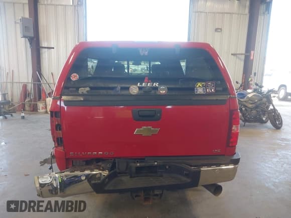 ✅ 2011 Chevrolet Silverado 2500HD LTZ • VIN: 1GC1KYC89BF206559 • Lot: 42639694. Listed on IAAI with 127,697 mi. Free auction sales archive from the USA and detailed vehicle history report at DreamBid. Image 17.