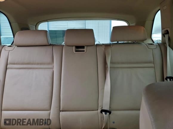 ✅ 2011 BMW X5 35i • VIN: 5UXZV4C54BL409819 • Lot: 96222655. Wystawiony na Copart z przebiegiem 171 885 mil. Bezpłatny archiwum sprzedaży aukcyjnych z USA i szczegółowy raport historii pojazdu na DreamBid. Zdjęcie 10.