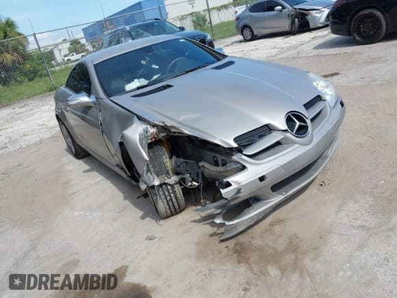 ✅ 2005 Mercedes-Benz SLK 230/320 • VIN: WDBWK56F95F036480 • Lot: 42727660. Wystawiony na IAAI z przebiegiem 95 249 mil. Bezpłatny archiwum sprzedaży aukcyjnych z USA i szczegółowy raport historii pojazdu na DreamBid. Zdjęcie 6.