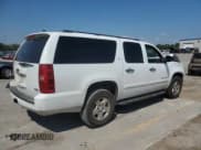 ✅ 2008 Chevrolet Suburban LS • VIN: 3GNFK16308G269237 • Lot: 69099574. Wystawiony na Copart z przebiegiem Nie podano. Bezpłatny archiwum sprzedaży aukcyjnych z USA i szczegółowy raport historii pojazdu na DreamBid. Zdjęcie 3.