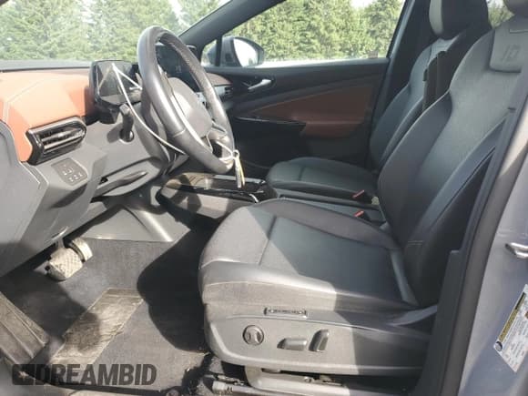 ✅ 2022 Volkswagen ID.4 Pro S • VIN: WVGUNPE27NP066352 • Лот: 81653775. Опубликован ранее на Copart с пробегом 39 570 миль. Бесплатный доступ к архиву аукционных продаж из США и подробный отчёт об истории автомобиля на DreamBid. Изображение 7.