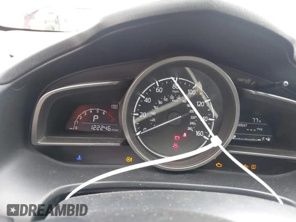 ✅ 2018 Mazda 3 Sport • VIN: 3MZBN1K77JM175173 • Лот: 43685933. Опубликован ранее на IAAI с пробегом 122 246 миль. Бесплатный доступ к архиву аукционных продаж из США и подробный отчёт об истории автомобиля на DreamBid. Изображение 7.