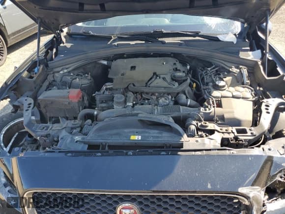 ✅ 2019 Jaguar F-Pace 25t • VIN: SADCS2FX5KA368926 • Lot: 69201075. Wystawiony na Copart z przebiegiem 133 931 mil. Bezpłatny archiwum sprzedaży aukcyjnych z USA i szczegółowy raport historii pojazdu na DreamBid. Zdjęcie 12.