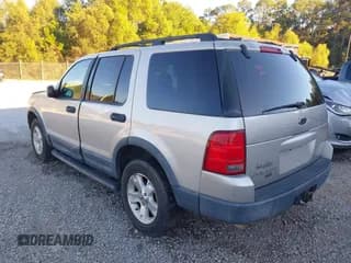 ✅ 2003 Ford Explorer XLT • VIN: 1FMZU73K93ZB43008 • Lot: 43589572. Wystawiony na IAAI z przebiegiem 248 714 mil. Bezpłatny archiwum sprzedaży aukcyjnych z USA i szczegółowy raport historii pojazdu na DreamBid. Zdjęcie 3.