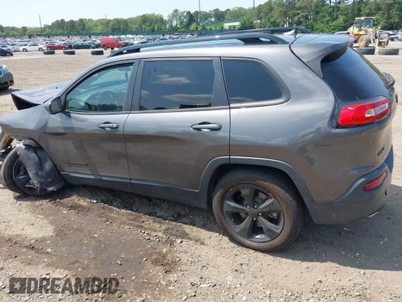 ✅ 2016 Jeep Cherokee Limited • VIN: 1C4PJMDS0GW317363 • Lot: 42539968. Wystawiony na IAAI z przebiegiem 57 256 mil. Bezpłatny archiwum sprzedaży aukcyjnych z USA i szczegółowy raport historii pojazdu na DreamBid. Zdjęcie 3.