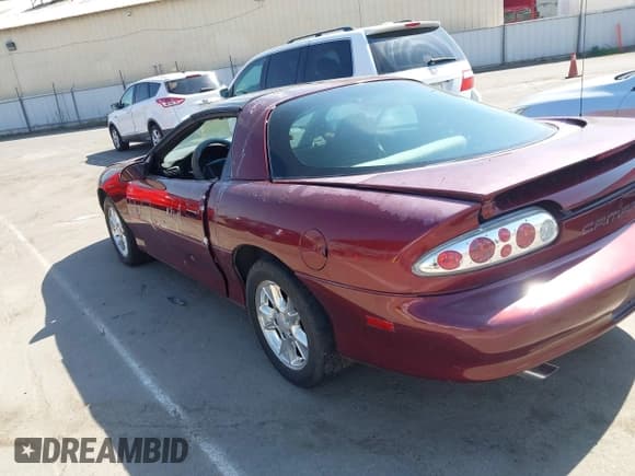 ✅ 2000 Chevrolet Camaro • VIN: 2G1FP22K3Y2101049 • Lot: 43211119. Listed on IAAI with 143,919 mi. Free auction sales archive from the USA and detailed vehicle history report at DreamBid. Image 6.