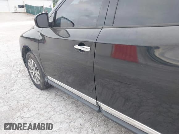 ✅ 2013 Nissan Pathfinder SL • VIN: 5N1AR2MM5DC644130 • Lot: 42884878. Listed on IAAI with 199,069 mi. Free auction sales archive from the USA and detailed vehicle history report at DreamBid. Image 6.