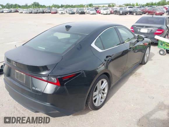 ✅ 2021 Lexus IS 300 • VIN: JTHAA1D21M5110467 • Lot: 42258383. Listed on IAAI with 39,664 mi. Free auction sales archive from the USA and detailed vehicle history report at DreamBid. Image 4.