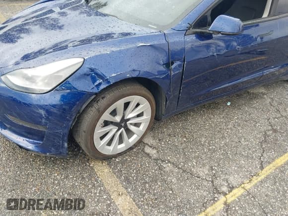 ✅ 2023 Tesla Model 3 • VIN: 5YJ3E1EA0PF518983 • Lot: 41749225. Wystawiony na IAAI z przebiegiem 26 748 mil. Bezpłatny archiwum sprzedaży aukcyjnych z USA i szczegółowy raport historii pojazdu na DreamBid. Zdjęcie 20.