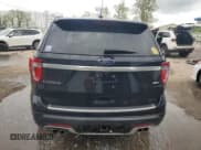 ✅ 2019 Ford Explorer Platinum • VIN: 1FM5K8HT6KGA57340 • Lot: 57038705. Wystawiony na Copart z przebiegiem 83 225 mil. Bezpłatny archiwum sprzedaży aukcyjnych z USA i szczegółowy raport historii pojazdu na DreamBid. Zdjęcie 6.