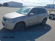 ✅ 2006 Suzuki Grand Vitara • VIN: JS3TD941664101264 • Lot: 42118193. Wystawiony na IAAI z przebiegiem 127 798 mil. Bezpłatny archiwum sprzedaży aukcyjnych z USA i szczegółowy raport historii pojazdu na DreamBid. Zdjęcie 2.