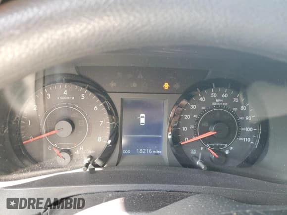 ✅ 2017 Toyota Sienna LE • VIN: 5TDKZ3DC7HS834280 • Lot: 69862015. Wystawiony na Copart z przebiegiem 18 216 mil. Bezpłatny archiwum sprzedaży aukcyjnych z USA i szczegółowy raport historii pojazdu na DreamBid. Zdjęcie 9.