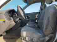 2005 Hyundai Elantra GLS z VIN KMHDN46D75U123956, wystawiony jako Copart lot #67700514 z przebiegiem 236 789 mil mil oraz Szkoda całkowita • Salvage title. Historia ofert i sprzedaży dostępna na DreamBid. Obrazek 7.