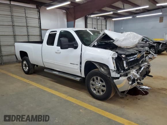 ✅ 2013 Chevrolet Silverado 1500 • VIN: 1GC2CYE87DZ254822 • Лот: 54237485. Опубликован ранее на Copart с пробегом 201 230 миль. Бесплатный доступ к архиву аукционных продаж из США и подробный отчёт об истории автомобиля на DreamBid. Изображение 4.