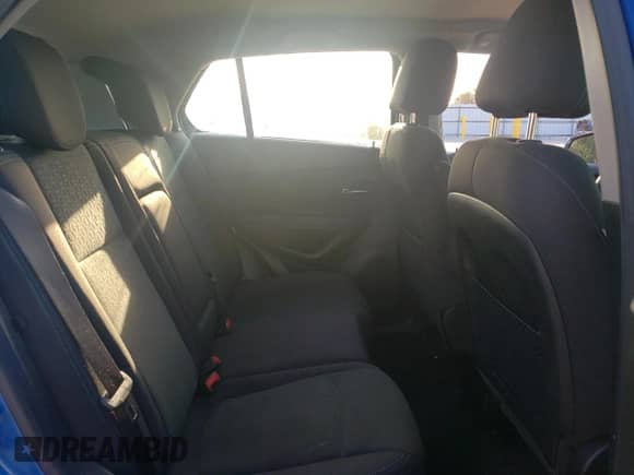 2015 Chevrolet Trax LS z VIN KL7CJKSB0FB246836, wystawiony jako Copart lot #82005255 z przebiegiem 105 912 mil mil oraz Szkoda całkowita • Salvage title. Historia ofert i sprzedaży dostępna na DreamBid. Obrazek 11.