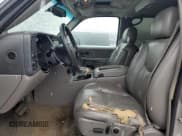 ✅ 2005 Chevrolet Suburban LT • VIN: 3GNFK16Z45G247581 • Лот: 83992054. Опубликован ранее на Copart с пробегом 315 708 миль. Бесплатный доступ к архиву аукционных продаж из США и подробный отчёт об истории автомобиля на DreamBid. Изображение 7.