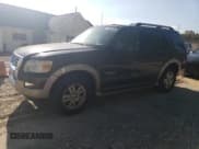 ✅ 2007 Ford Explorer Eddie Bauer • VIN: 1FMEU74EX7UA40867 • Lot: 70993795. Wystawiony na Copart z przebiegiem 204 293 mil. Bezpłatny archiwum sprzedaży aukcyjnych z USA i szczegółowy raport historii pojazdu na DreamBid. Zdjęcie 1.
