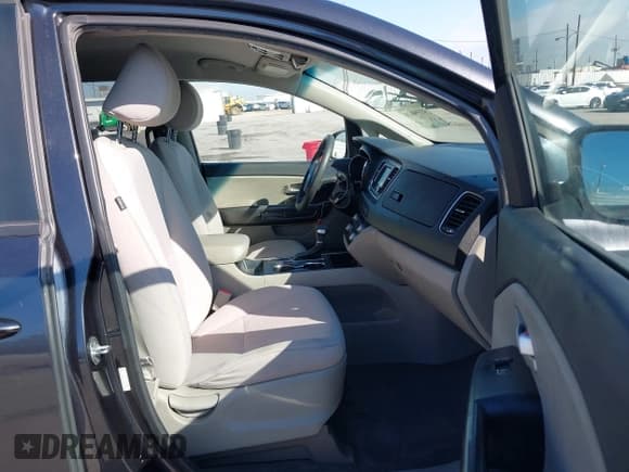 ✅ 2019 Kia Sedona EX • VIN: KNDMB5C16K6558920 • Лот: 43394620. Опубликован ранее на IAAI с пробегом 182 931 миль. Бесплатный доступ к архиву аукционных продаж из США и подробный отчёт об истории автомобиля на DreamBid. Изображение 5.
