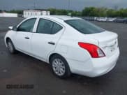 ✅ 2012 Nissan Versa SV • VIN: 3N1CN7AP7CL919832 • Lot: 42980841. Wystawiony na IAAI z przebiegiem 119 084 mil. Bezpłatny archiwum sprzedaży aukcyjnych z USA i szczegółowy raport historii pojazdu na DreamBid. Zdjęcie 3.