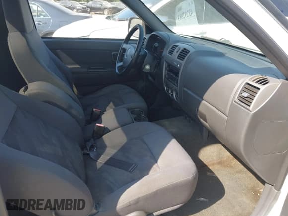 ✅ 2004 Chevrolet Colorado LS ZQ8 • VIN: 1GCCS146X48151656 • Лот: 43292985. Опубликован ранее на IAAI с пробегом 131 498 миль. Бесплатный доступ к архиву аукционных продаж из США и подробный отчёт об истории автомобиля на DreamBid. Изображение 5.