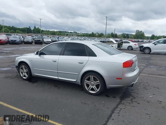 ✅ 2008 Audi A4 2.0T • VIN: WAUDF78E98A040430 • Lot: 42370705. Listed on IAAI with 113,241 mi. Free auction sales archive from the USA and detailed vehicle history report at DreamBid. Image 3.