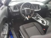 ✅ 2019 Dodge Challenger SXT • VIN: 2C3CDZAG8KH525666 • Lot: 90649955. Wystawiony na Copart z przebiegiem 95 991 mil. Bezpłatny archiwum sprzedaży aukcyjnych z USA i szczegółowy raport historii pojazdu na DreamBid. Zdjęcie 8.