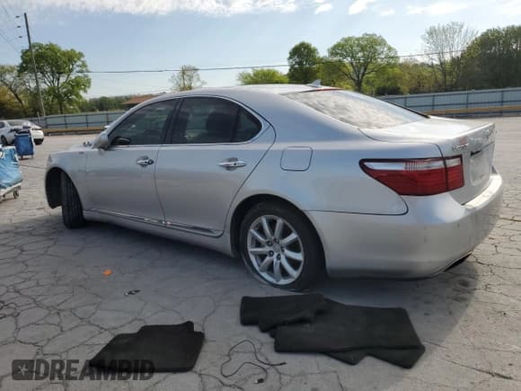 ✅ 2007 Lexus LS 460 • VIN: JTHBL46F575028472 • Lot: 53797385. Listed on Copart with 178,194 mi. Free auction sales archive from the USA and detailed vehicle history report at DreamBid. Image 2.