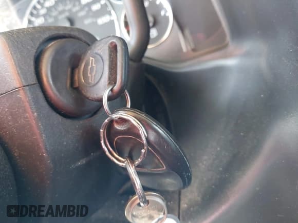 ✅ 2011 Chevrolet Express Cargo • VIN: 1GCWGFCG4B1150529 • Lot: 41336117. Listed on IAAI with 328,644 mi. Free auction sales archive from the USA and detailed vehicle history report at DreamBid. Image 11.