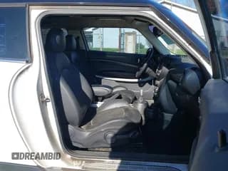 ✅ 2013 MINI Paceman S ALL4 • VIN: WMWSS7C51DWN52075 • Lot: 43696998. Wystawiony na IAAI z przebiegiem 167 670 mil. Bezpłatny archiwum sprzedaży aukcyjnych z USA i szczegółowy raport historii pojazdu na DreamBid. Zdjęcie 5.