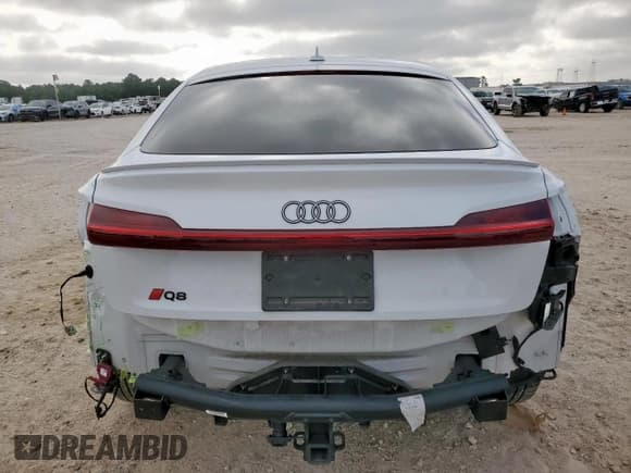 ✅ 2024 Audi Q8 e-tron • VIN: WA1BAAGE5RB016851 • Lot: 65275485. Listed on Copart with 30,299 mi. Free auction sales archive from the USA and detailed vehicle history report at DreamBid. Image 6.