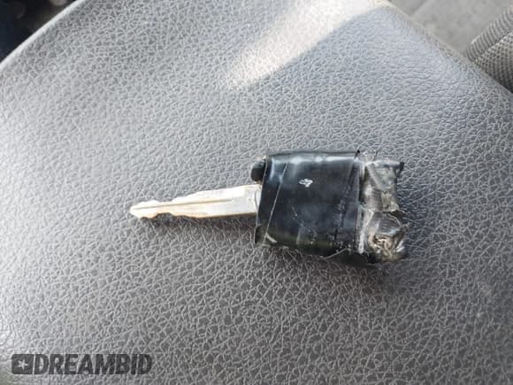 ✅ 2006 Ford Mustang Standard • VIN: 1ZVHT80N265249588 • Lot: 43191688. Wystawiony na IAAI z przebiegiem 148 871 mil. Bezpłatny archiwum sprzedaży aukcyjnych z USA i szczegółowy raport historii pojazdu na DreamBid. Zdjęcie 11.