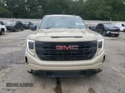 ✅ 2022 GMC Sierra 1500 Elevation • VIN: 1GTUUCED9NZ619993 • Лот: 65930095. Опубликован ранее на Copart с пробегом 62 610 миль. Бесплатный доступ к архиву аукционных продаж из США и подробный отчёт об истории автомобиля на DreamBid. Изображение 5.
