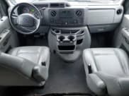 ✅ 2010 Ford Econoline Cargo Commercial • VIN: 1FTNE1EW6ADA22556 • Lot: 57655255. Wystawiony na Copart z przebiegiem 109 290 mil. Bezpłatny archiwum sprzedaży aukcyjnych z USA i szczegółowy raport historii pojazdu na DreamBid. Zdjęcie 8.