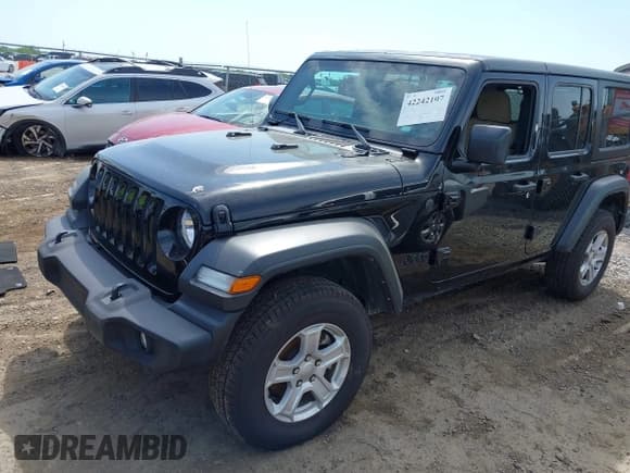 ✅ 2023 Jeep Wrangler Sport S • VIN: 1C4HJXDN6PW599895 • Lot: 42242107. Wystawiony na IAAI z przebiegiem 53 980 mil. Bezpłatny archiwum sprzedaży aukcyjnych z USA i szczegółowy raport historii pojazdu na DreamBid. Zdjęcie 17.