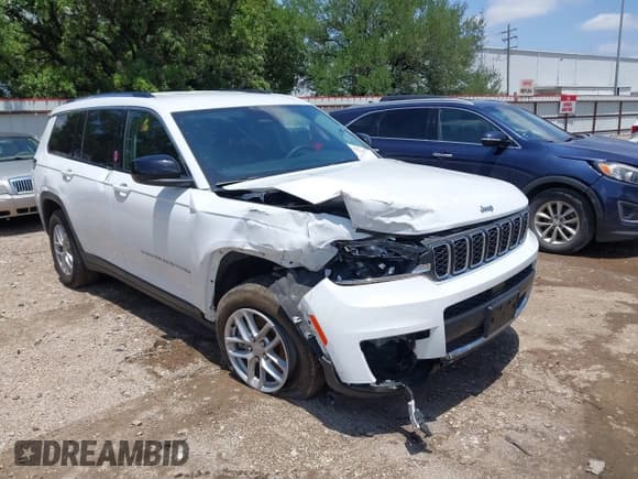✅ 2023 Jeep Grand Cherokee Altitude • VIN: 1C4RJKAG4P8895077 • Lot: 42212118. Listed on IAAI with 49,388 mi. Free auction sales archive from the USA and detailed vehicle history report at DreamBid. Image 1.