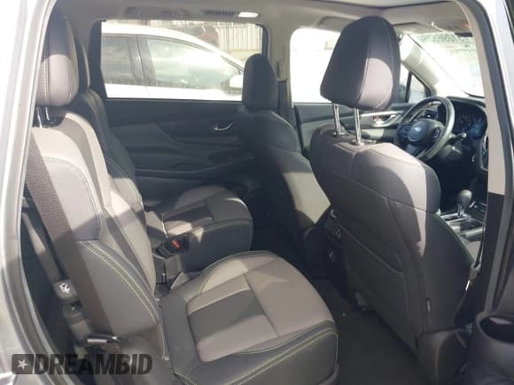 ✅ 2024 Subaru Ascent Onyx • VIN: 4S4WMAHD2R3405098 • Lot: 42049999. Listed on IAAI with 13,985 mi. Free auction sales archive from the USA and detailed vehicle history report at DreamBid. Image 8.