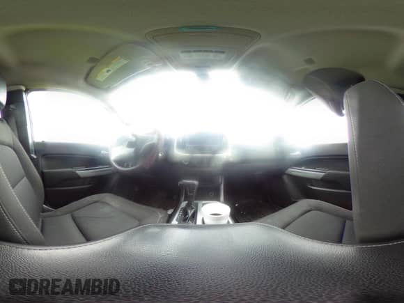 2019 Chevrolet Colorado 4WD LT с VIN 1GCHTCEN6K1140471, выставлен на аукционе IAAI как лот 41099674 с пробегом 139 141 миль миль и . История ставок и продаж доступна на DreamBid. Изображение 18.