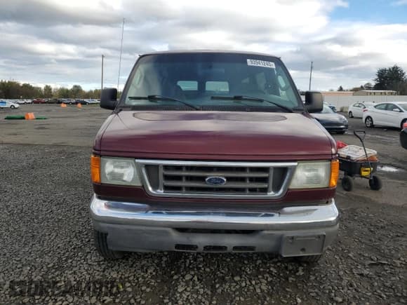 ✅ 2007 Ford Econoline Passenger XL • VIN: 1FBNE31L77DA12509 • Lot: 93941245. Wystawiony na Copart z przebiegiem 234 302 mil. Bezpłatny archiwum sprzedaży aukcyjnych z USA i szczegółowy raport historii pojazdu na DreamBid. Zdjęcie 5.