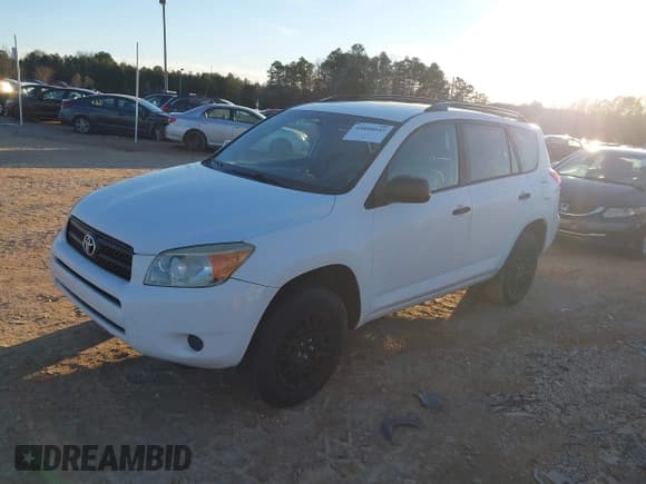 ✅ 2006 Toyota RAV4 • VIN: JTMZD33V666016259 • Lot: 43888043. Wystawiony na IAAI z przebiegiem 225 570 mil. Bezpłatny archiwum sprzedaży aukcyjnych z USA i szczegółowy raport historii pojazdu na DreamBid. Zdjęcie 2.