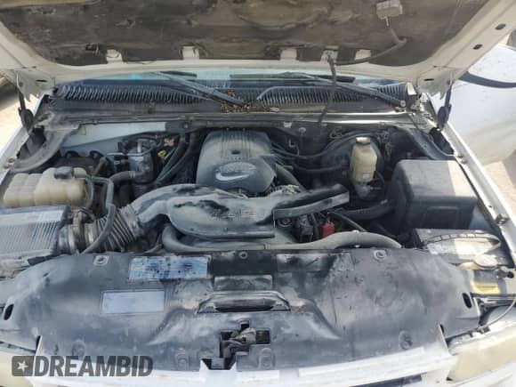 2002 Chevrolet Suburban Z71 с VIN 3GNFK16Z12G270537, выставлен на аукционе Copart как лот 69942434 с пробегом 230 581 миль миль и Списание • Salvage title. История ставок и продаж доступна на DreamBid. Изображение 13.