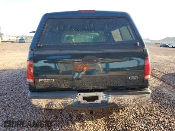 ✅ 1999 Ford F-250 XL • VIN: 1FTNX21L3XEC70312 • Lot: 58887215. Listed on Copart with 172,937 mi. Free auction sales archive from the USA and detailed vehicle history report at DreamBid. Image 6.