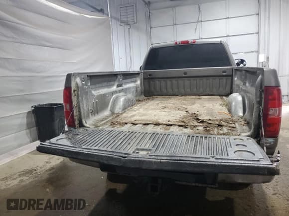 ✅ 2009 Chevrolet Silverado 2500HD Work Truck • VIN: 1GCHK44K29E124710 • Лот: 67532425. Опубликован ранее на Copart с пробегом 191 140 миль. Бесплатный доступ к архиву аукционных продаж из США и подробный отчёт об истории автомобиля на DreamBid. Изображение 6.