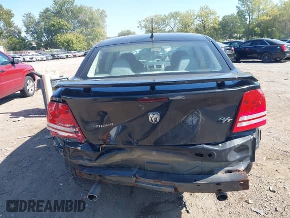 ✅ 2008 Dodge Avenger R/T • VIN: 1B3LC76M38N690883 • Лот: 43304878. Опубликован ранее на IAAI с пробегом 203 586 миль. Бесплатный доступ к архиву аукционных продаж из США и подробный отчёт об истории автомобиля на DreamBid. Изображение 16.