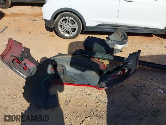 ✅ 2016 Ford Focus SE • VIN: 1FADP3K24GL264477 • Lot: 43505899. Wystawiony na IAAI z przebiegiem 110 225 mil. Bezpłatny archiwum sprzedaży aukcyjnych z USA i szczegółowy raport historii pojazdu na DreamBid. Zdjęcie 12.