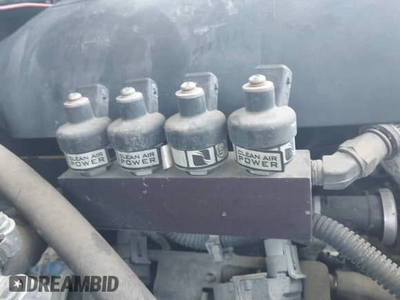 2001 Chevrolet Tahoe LT с VIN 1GNEK13T01J287838, выставлен на аукционе IAAI как лот 42525773 с пробегом 145 730 миль миль и . История ставок и продаж доступна на DreamBid. Изображение 15.