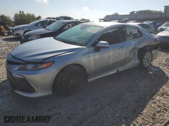 2023 Toyota Camry LE с VIN 4T1C11BK5PU101158, выставлен на аукционе Copart как лот 83780735 с пробегом 24 559 миль миль и На запчасти • Non repairable. История ставок и продаж доступна на DreamBid. Изображение 1.
