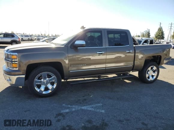 ✅ 2015 Chevrolet Silverado 1500 LTZ • VIN: 3GCPCSEC3FG400563 • Лот: 82858034. Опубликован ранее на Copart с пробегом 89 734 миль. Бесплатный доступ к архиву аукционных продаж из США и подробный отчёт об истории автомобиля на DreamBid. Изображение 1.